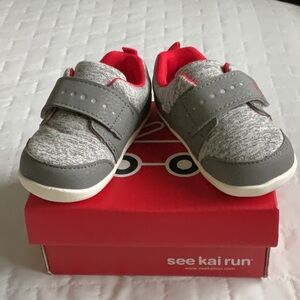 New Ryder First Walker Shoe - Gray Jersey by See Kai Run size 6